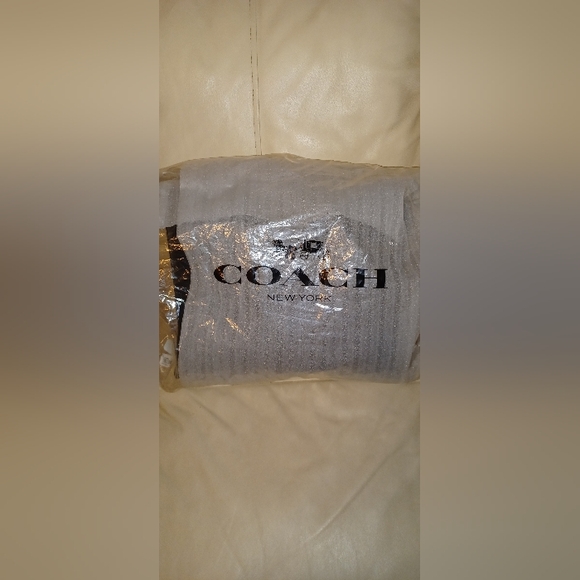 COACH Mollie Tote Bag - Picture 13 of 13